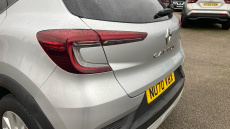 Renault Captur 1.5 dCi 115 Iconic 5dr EDC Diesel Hatchback